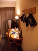 =kleinem western-style Zimmer